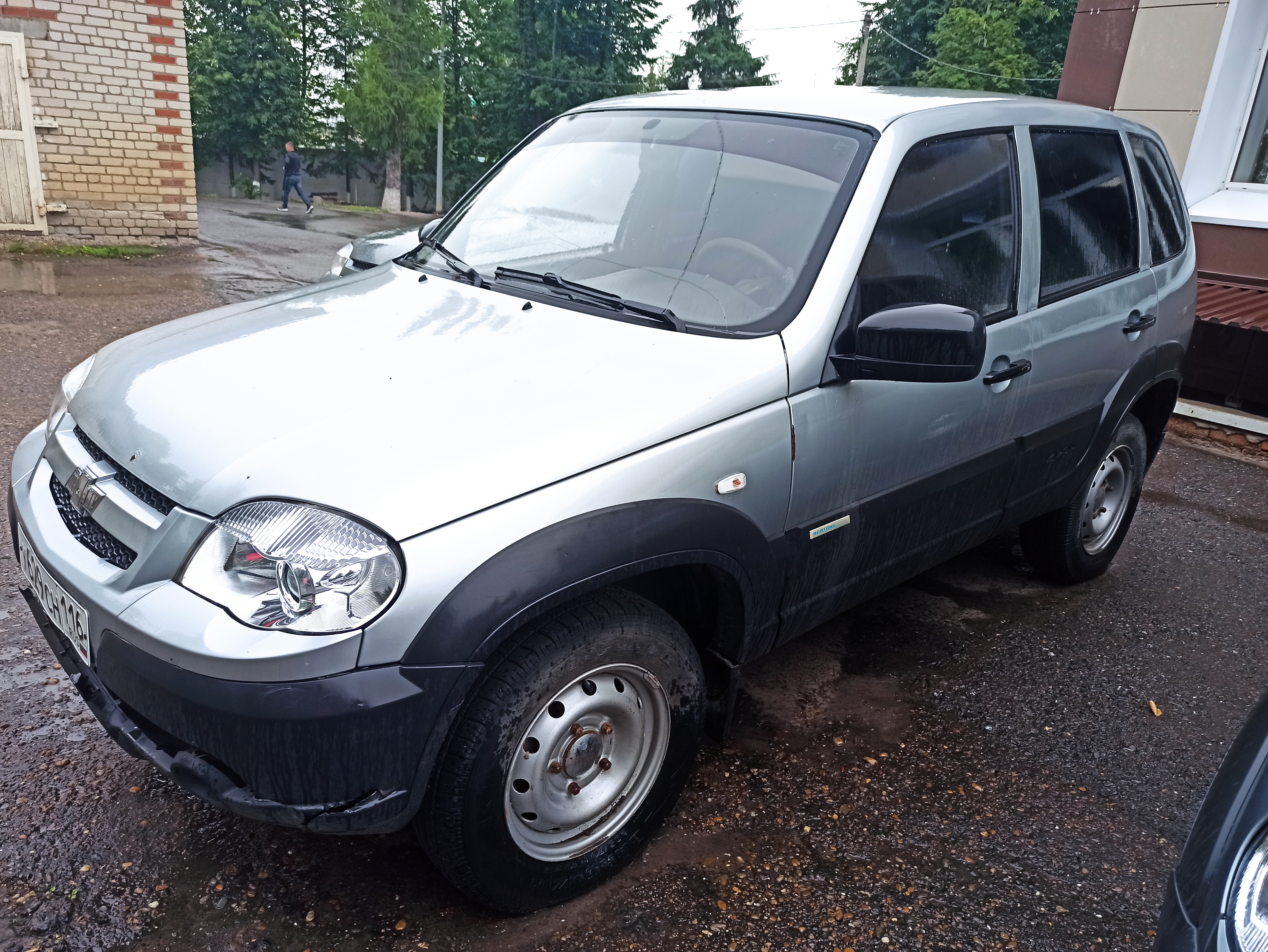 Торги №307439 Лот №380354 СHEVROLET NIVA, 212300-55 - торги по банкротству 6