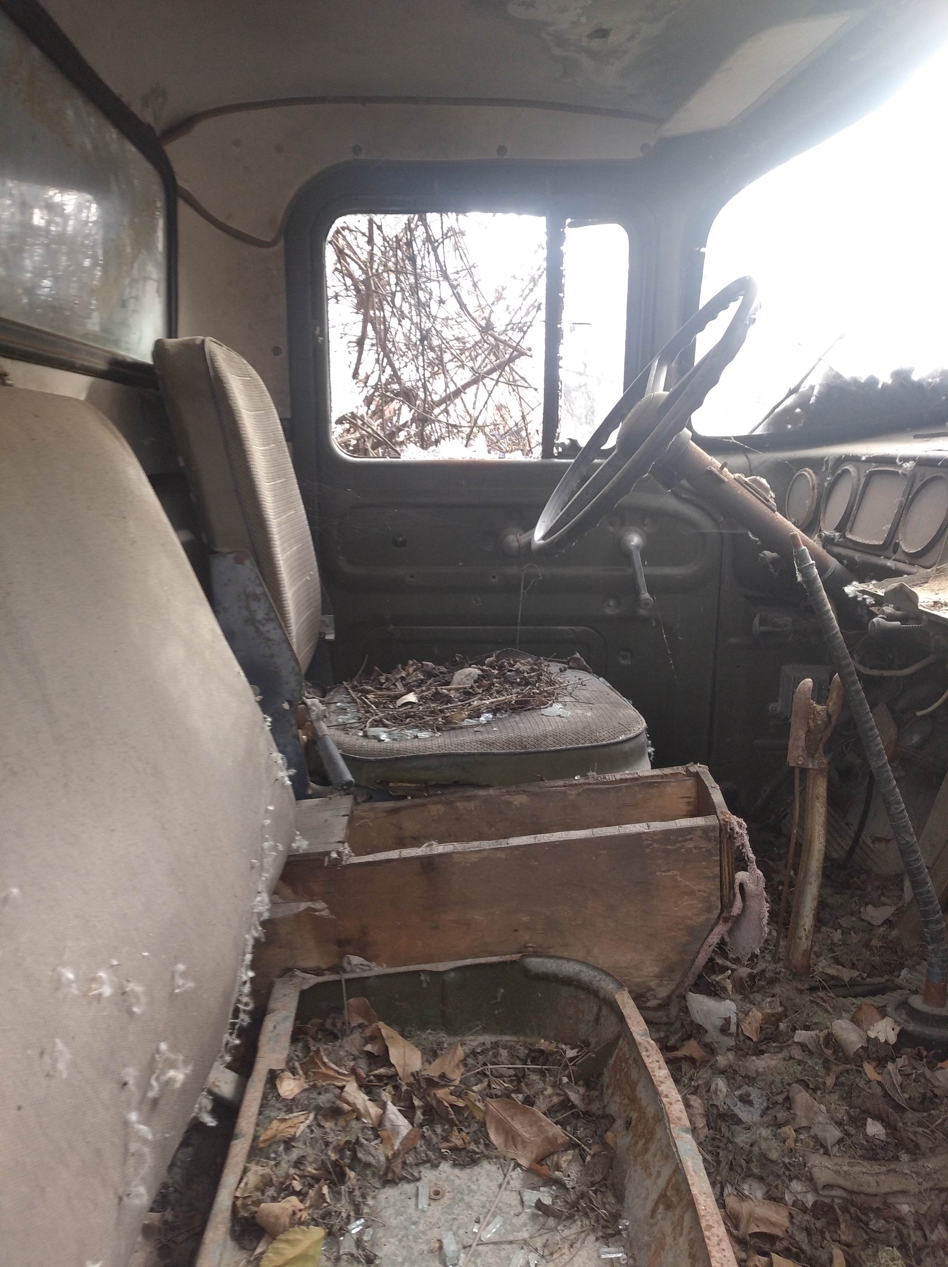 Торги №1653253 Лот №4014107 Автомобиль ЗИЛ 41141 (инв. № 000331) - торги по банкротству 3