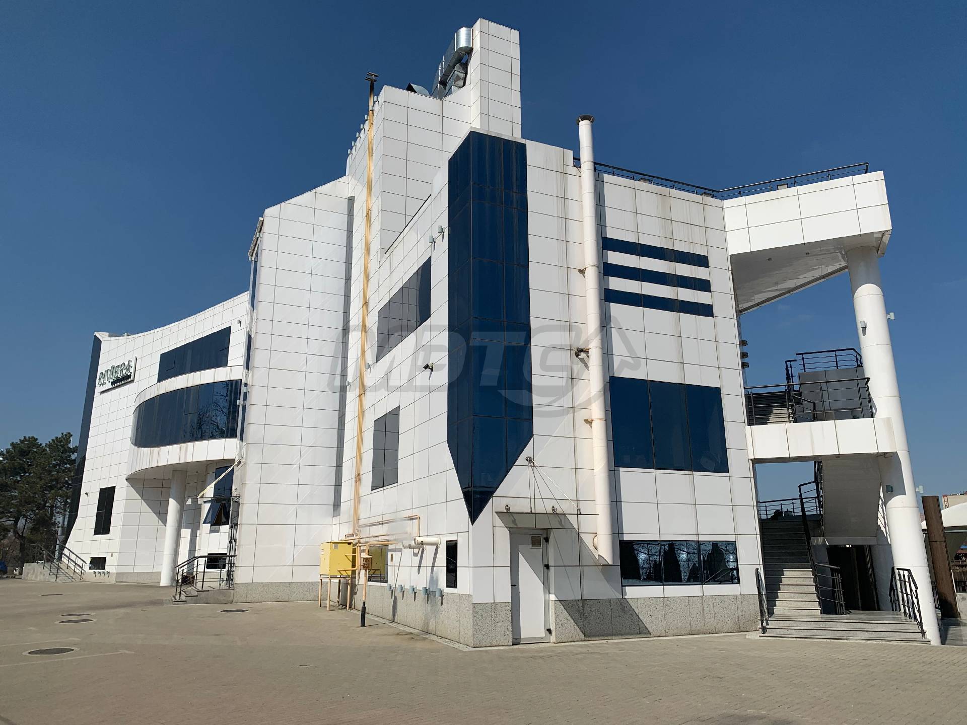 Торги №604944 Лот №417239 нежилое здание, п. 2522,2 кв.м. - торги по банкротству 4