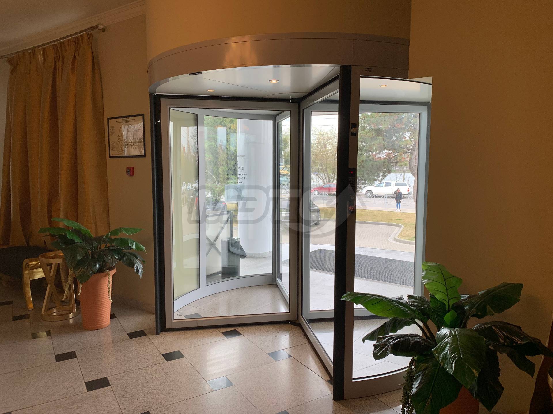 Торги №604944 Лот №417239 нежилое здание, п. 2522,2 кв.м. - торги по банкротству 10