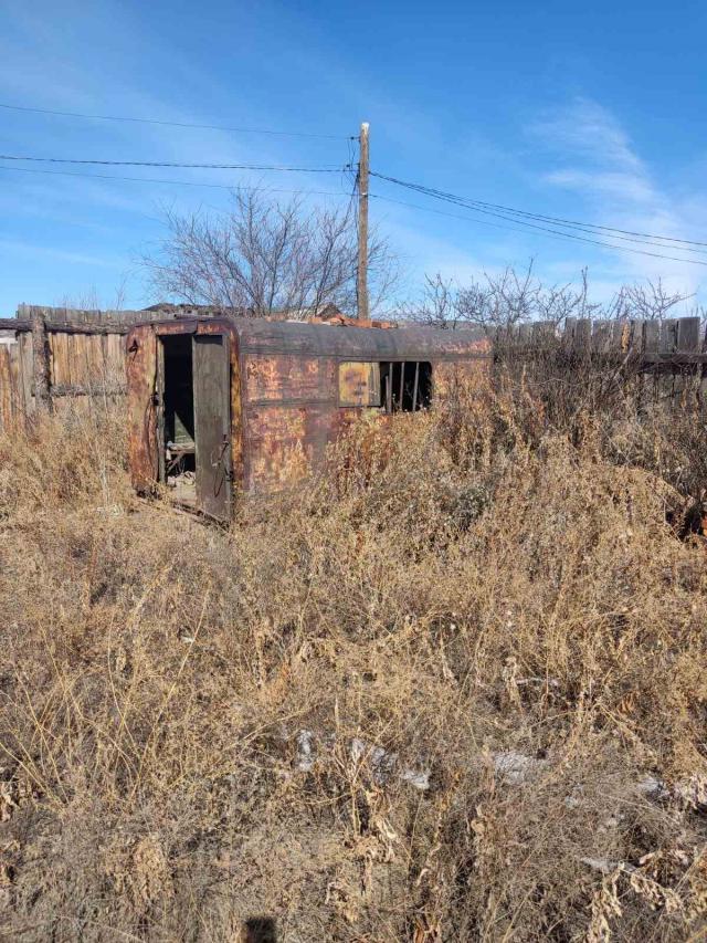 Кв м в которых расположено. Расположение мебели в однокомнатной квартире. Планировка 2х комнатной квартиры. Планировка гостиничного номера. Площадь участка земли в кв.